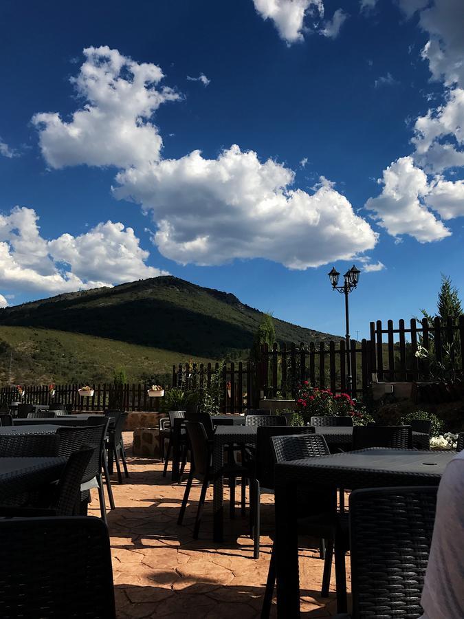 Hotel Rural La Cabrera Robledo del Buey エクステリア 写真
